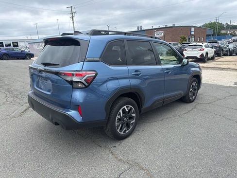Certified 2025 Subaru Forester Premium w/ Convenience Package #1 AWD/4WD image 7