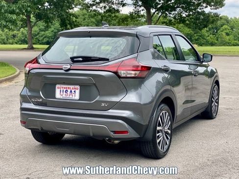 Used 2022 Nissan Kicks SV FWD image 7