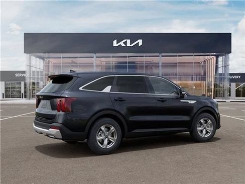 New 2026 Kia Sorento LX FWD image 33