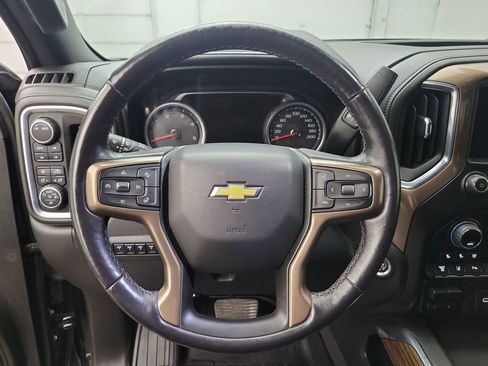 Used 2022 Chevrolet Silverado 2500 High Country image 15