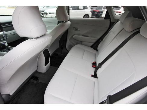 Used 2026 Hyundai Kona SE FWD image 14