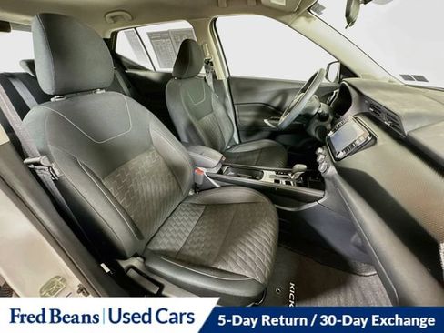 Used 2023 Nissan Kicks SV FWD image 31