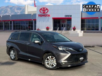 Used 2025 Toyota Sienna XLE w/ XLE Plus Package