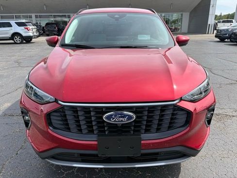 Used 2023 Ford Escape Platinum w/ Premium Technology Package AWD/4WD image 10