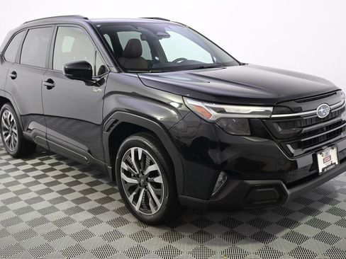 Certified 2025 Subaru Forester Touring w/ Protection Package (1PH) AWD/4WD image 8