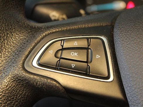 Used 2018 Ford Focus S image 18