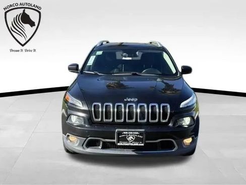 Used 2015 Jeep Cherokee Limited w/ Luxury Group FWD image 2