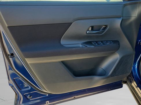 New 2026 Nissan Kicks S image 16