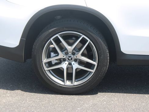 Used 2017 Mercedes-Benz GLC 300 image 12