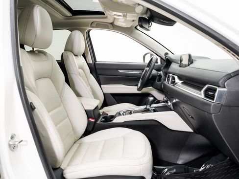 Used 2017 MAZDA CX-5 Grand Touring w/ Premium Package image 22