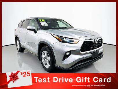 Used 2024 Toyota Highlander LE