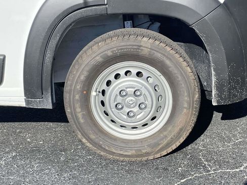 New 2026 RAM ProMaster 2500 w/ Convenience Group image 32