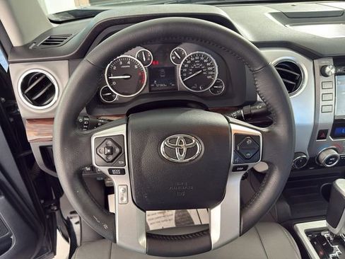 Used 2017 Toyota Tundra Limited AWD/4WD image 23