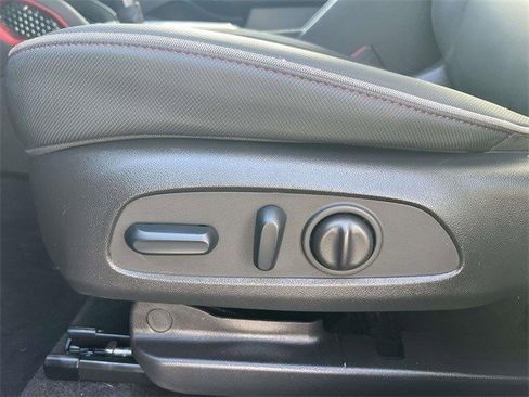 Certified 2022 Chevrolet TrailBlazer RS w/ Sun and Liftgate Package image 22