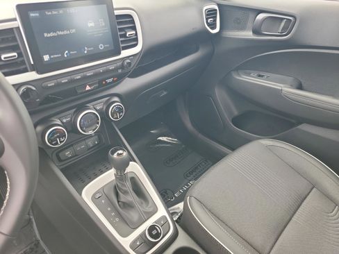 New 2026 Hyundai Venue SEL image 31