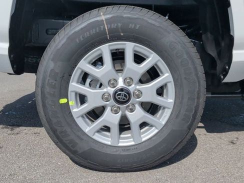 New 2026 Toyota Tacoma SR5 AWD/4WD image 6