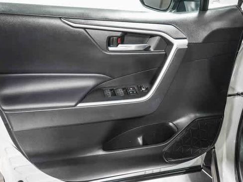 Certified 2023 Toyota RAV4 XLE image 22