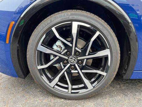 New 2026 Toyota Prius XSE image 6