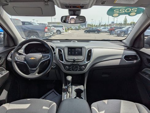 Certified 2022 Chevrolet Equinox LS w/ LPO, Floor Liner Package AWD/4WD image 27