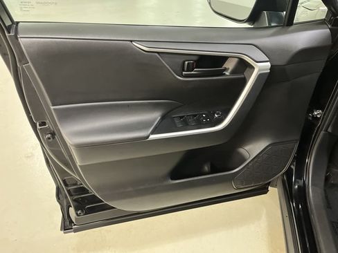 Used 2025 Toyota RAV4 LE FWD image 16