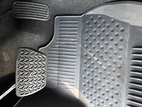 Used 2025 Lexus GX 550 image 17