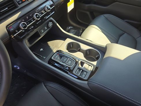 New 2026 Honda Pilot Touring image 23