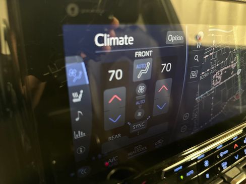 Used 2021 Toyota Highlander Platinum AWD/4WD image 21