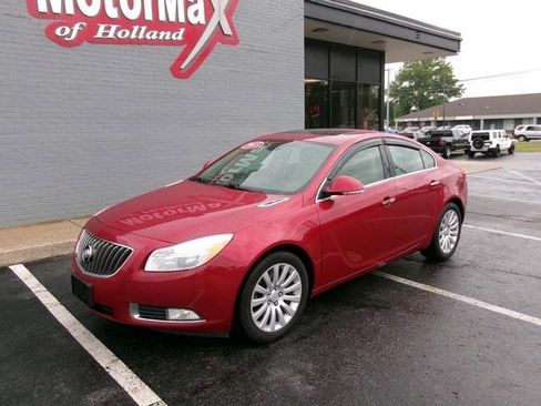 Used 2013 Buick Regal Premium FWD image 2