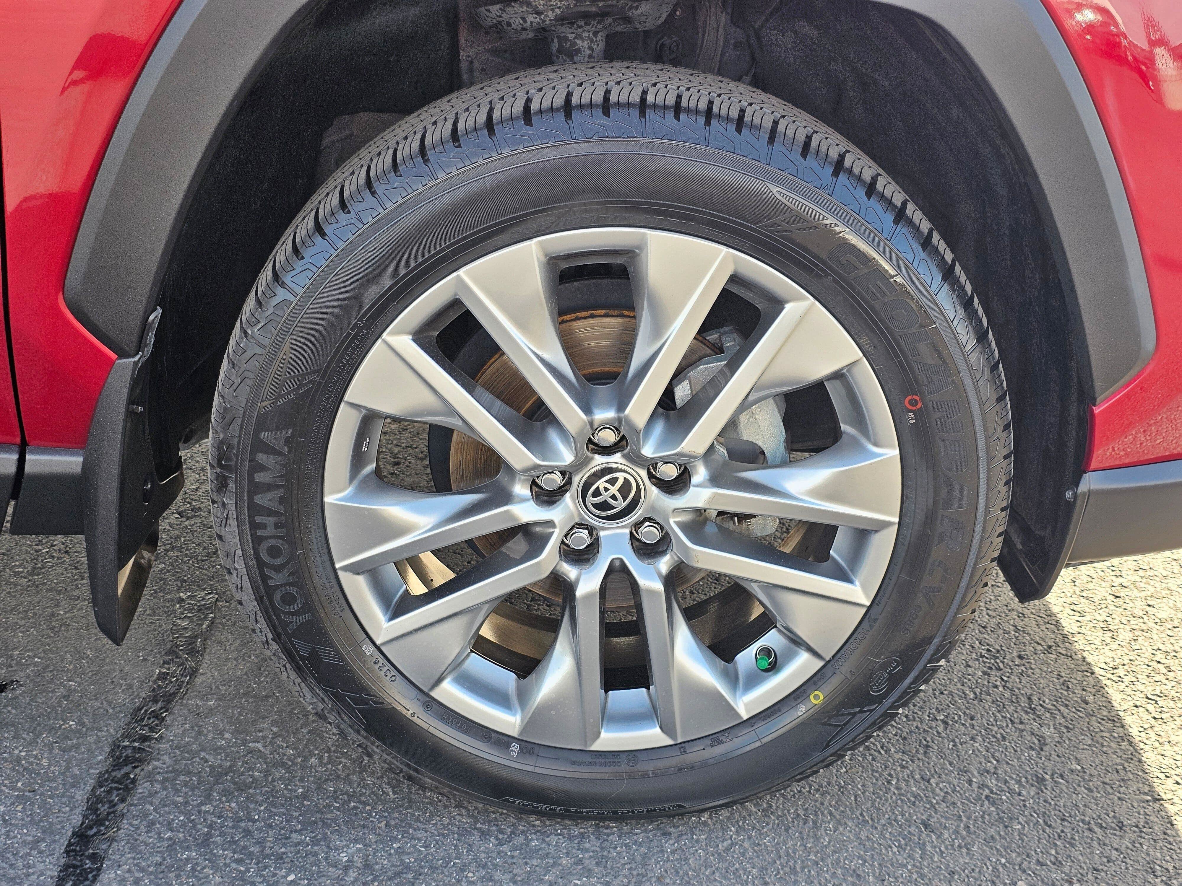 Certified 2023 Toyota RAV4 XLE Premium AWD/4WD image 9