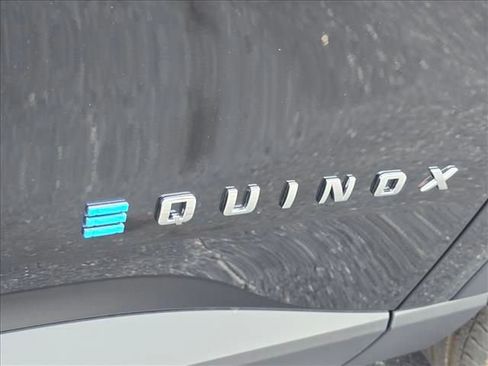 New 2026 Chevrolet Equinox EV LT image 32