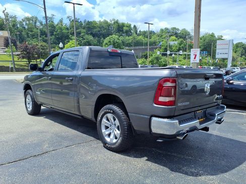 Used 2023 RAM 1500 Laramie AWD/4WD image 3