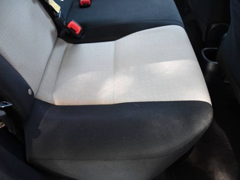Used 2013 Toyota Yaris LE FWD image 21