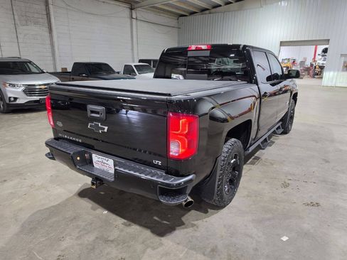 Used 2018 Chevrolet Silverado 1500 LTZ Z71 w/ LTZ Plus Package AWD/4WD image 15