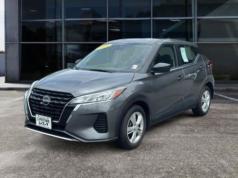 Used 2024 Nissan Kicks S FWD image 1