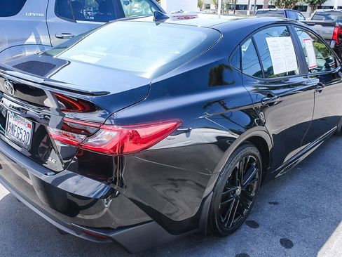 Used 2025 Toyota Camry SE w/ Convenience Package FWD image 14
