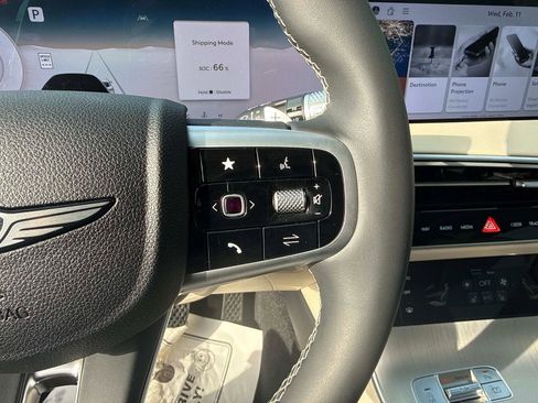 New 2026 Genesis GV70 2.5T Select image 27