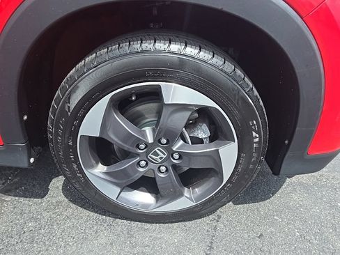 Used 2018 Honda HR-V EX image 11