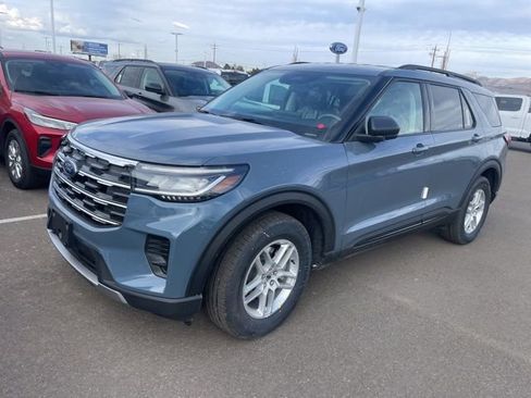 New 2026 Ford Explorer Active image 2