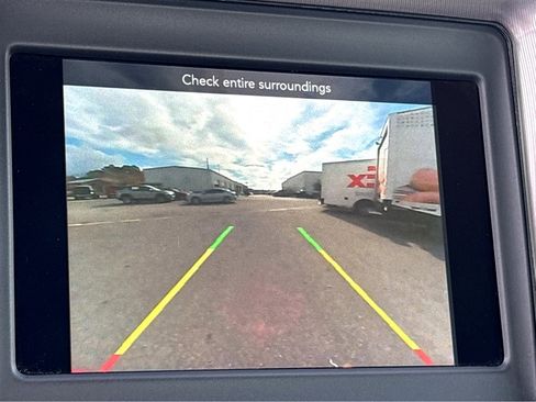 Used 2023 Dodge Challenger GT image 9