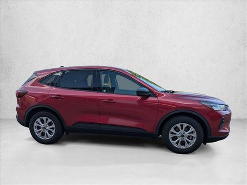 Used 2025 Ford Escape Active FWD image 4