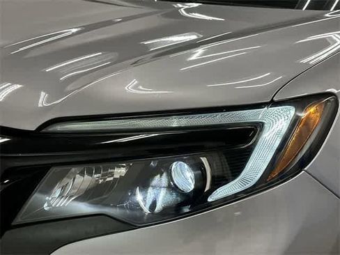 Used 2020 Honda Passport Sport image 30