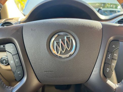 Used 2011 Buick Enclave CXL image 53