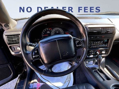 Used 2002 Chevrolet Camaro Z28 w/ SS Performance/Appearance Pkg image 8