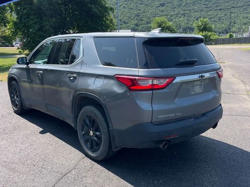 Used 2019 Chevrolet Traverse LS w/ LPO, Floor Liner Package AWD/4WD image 3