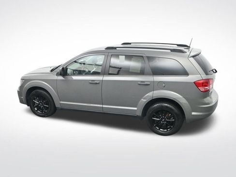 Used 2020 Dodge Journey SE w/ SE Popular Equipment Group image 31