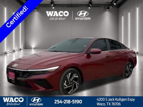 Used 2025 Hyundai Elantra Sport FWD image 3