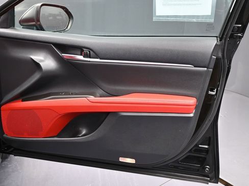 Used 2022 Toyota Camry XSE image 34