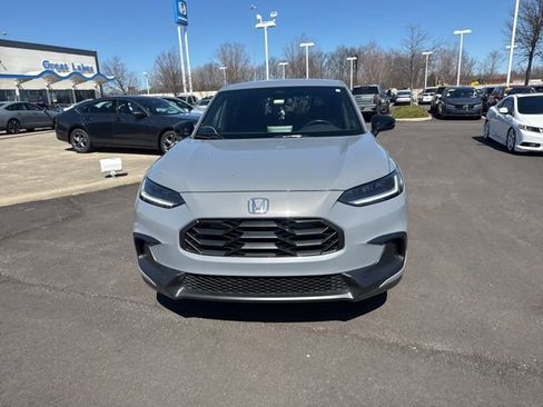 Used 2024 Honda HR-V Sport image 3
