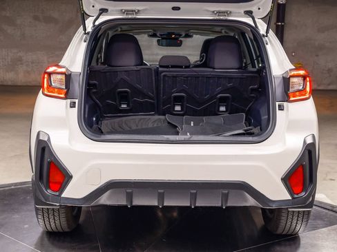 Used 2024 Subaru Crosstrek 2.0i Premium AWD/4WD image 31