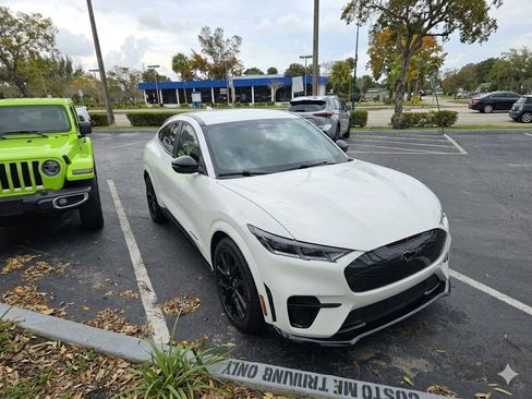 Used 2021 Ford Mustang Mach-E GT image 2